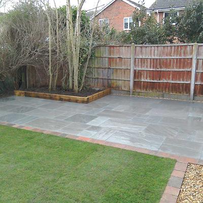 Grey Slate Patio in Radcliffe-on-Trent